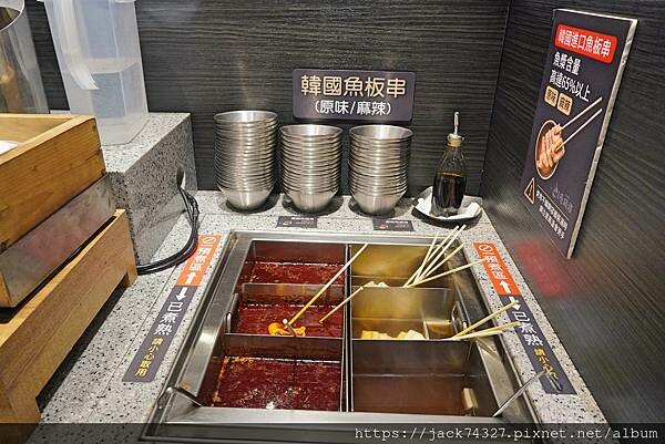 {台中美食}甩鍋雞볶찜韓式炒雞吃到飽-中友店,不分平假日只要 {台中美食}甩鍋雞볶찜韓式炒雞吃到飽-中友店,不分平假日只要