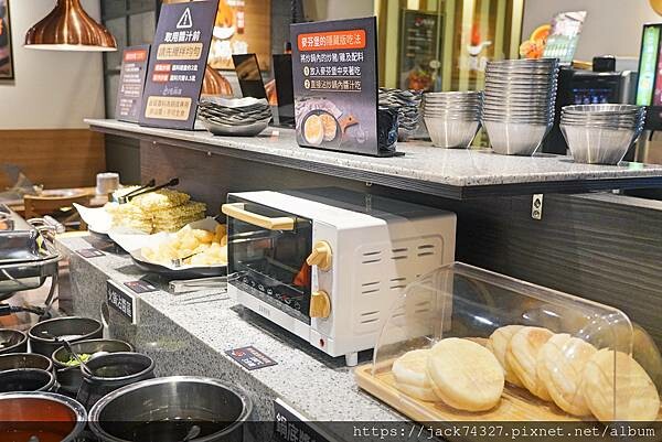 {台中美食}甩鍋雞볶찜韓式炒雞吃到飽-中友店,不分平假日只要 {台中美食}甩鍋雞볶찜韓式炒雞吃到飽-中友店,不分平假日只要