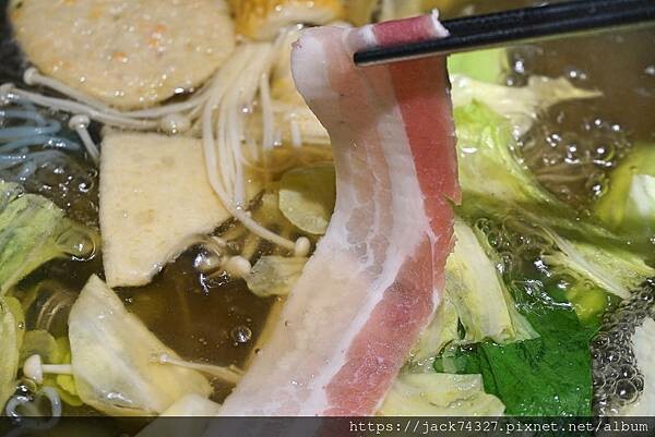 {台中美食}甩鍋雞볶찜韓式炒雞吃到飽-中友店,不分平假日只要 {台中美食}甩鍋雞볶찜韓式炒雞吃到飽-中友店,不分平假日只要