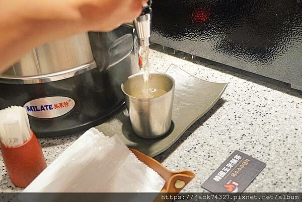 {台中美食}甩鍋雞볶찜韓式炒雞吃到飽-中友店,不分平假日只要 {台中美食}甩鍋雞볶찜韓式炒雞吃到飽-中友店,不分平假日只要