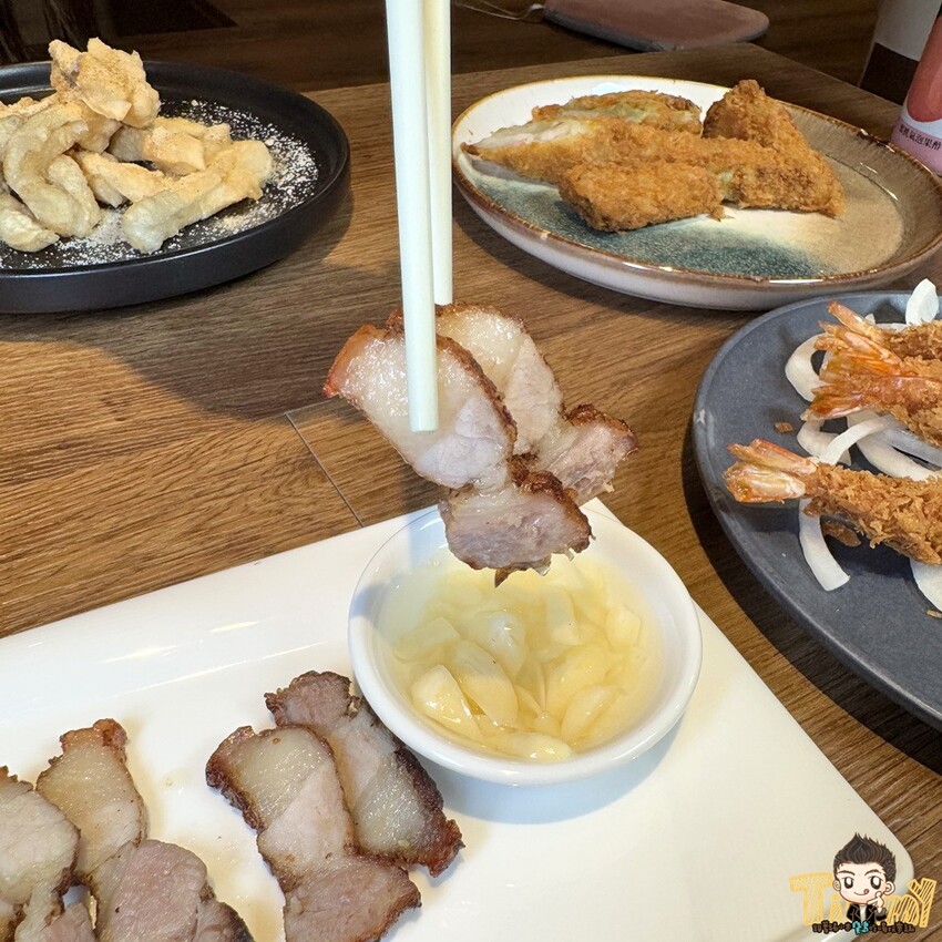 新竹縣竹東鎮新竹竹東LAZY 1983 餐酒館。這家可能是竹東酒類最多的餐酒館！ 串烤全烤不油炸！ (串烤.烤物物菜單營業時間地址電話) - 跟著踢小米吃喝玩樂趣