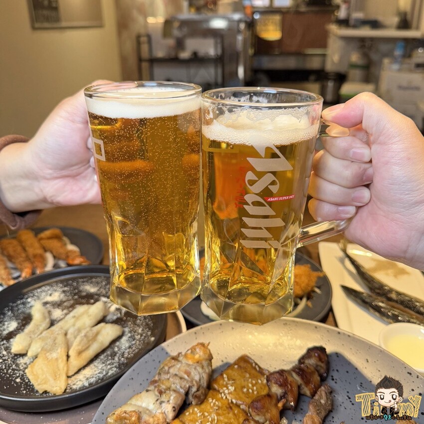 新竹縣竹東鎮新竹竹東LAZY 1983 餐酒館。這家可能是竹東酒類最多的餐酒館！ 串烤全烤不油炸！ (串烤.烤物物菜單營業時間地址電話) - 跟著踢小米吃喝玩樂趣