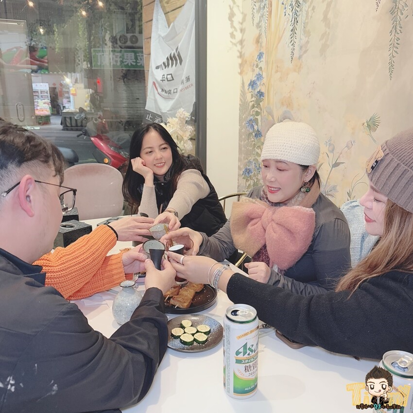 新竹縣竹東鎮新竹竹東LAZY 1983 餐酒館。這家可能是竹東酒類最多的餐酒館！ 串烤全烤不油炸！ (串烤.烤物物菜單營業時間地址電話) - 跟著踢小米吃喝玩樂趣