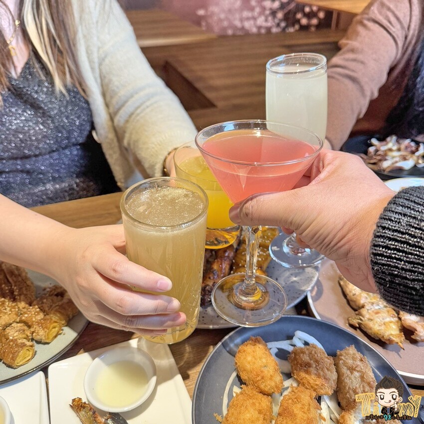 新竹縣竹東鎮新竹竹東LAZY 1983 餐酒館。這家可能是竹東酒類最多的餐酒館！ 串烤全烤不油炸！ (串烤.烤物物菜單營業時間地址電話) - 跟著踢小米吃喝玩樂趣