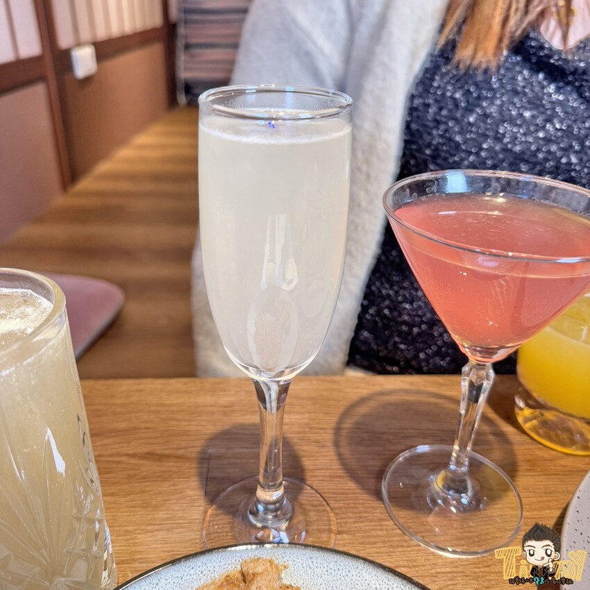 新竹縣竹東鎮新竹竹東LAZY 1983 餐酒館。這家可能是竹東酒類最多的餐酒館！ 串烤全烤不油炸！ (串烤.烤物物菜單營業時間地址電話) - 跟著踢小米吃喝玩樂趣