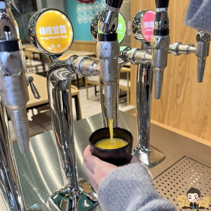 新竹縣竹北市新竹縣竹北謝府小碗菜。 全台首家可以吃到有溫度的小碗菜！ 內用只要29元起。就有白飯、粥、楊枝甘露和3種小菜免費吃到飽！ (菜單營業時間地址電話) - 跟著踢小米吃喝玩樂趣