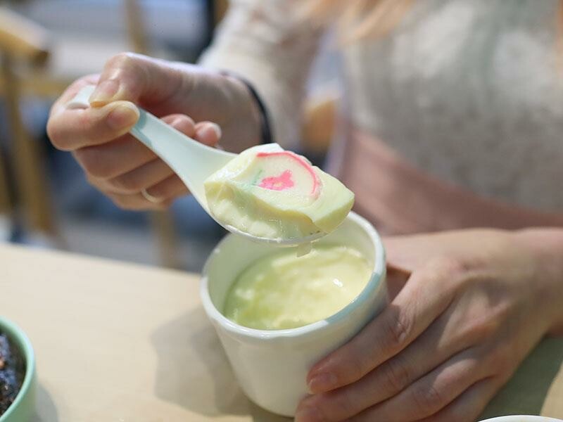 新竹竹北美食推薦！謝府小碗菜招牌滷豬腳必點，白飯、豆花免費續超划算。