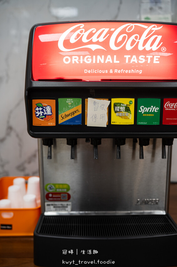 高雄楠梓小吃美食_昌昌鍋燒藍昌店，95元吃現煮爆料鍋燒，免費飲料吧暢飲，高雄大學美食推薦_2025菜單 – 冠婷生活趣