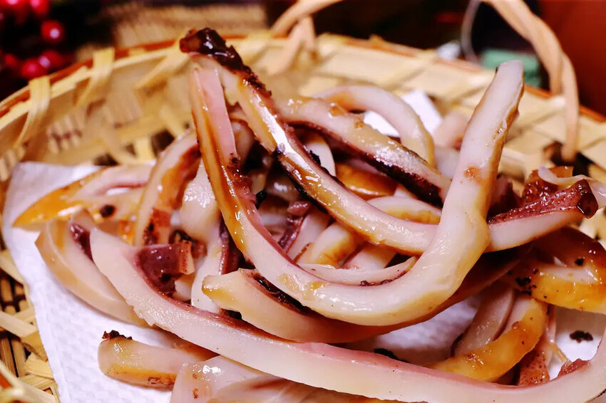 【迪化街美食】全台灣最好吃的魷魚-魷布院,年節暢銷零食、放假 【迪化街美食】全台灣最好吃的魷魚-魷布院,年節暢銷零食、放假