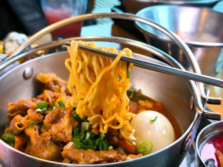 ｜兩餐두끼韓國年糕火鍋吃到飽