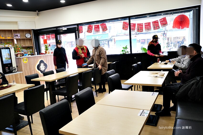 70元吃到飽，鐵板麵讓你無限續，還有將近40種自助吧免費呷免驚！