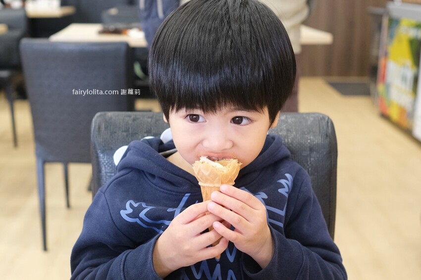 70元吃到飽，鐵板麵讓你無限續，還有將近40種自助吧免費呷免驚！