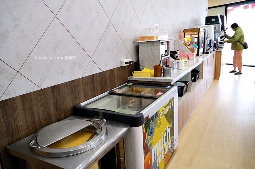 70元吃到飽，鐵板麵讓你無限續，還有將近40種自助吧免費呷免驚！