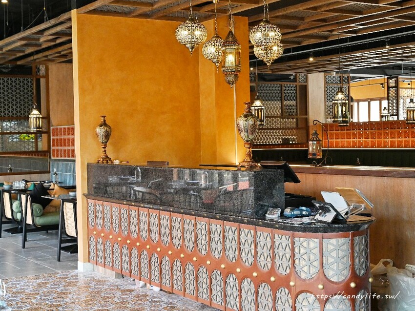 托斯卡尼尼|桃園絕美義大利庭園餐廳進軍台中!超美歐式城堡建築,台中新開幕友善親子餐廳,免費停車 - 糖糖's 享食生活