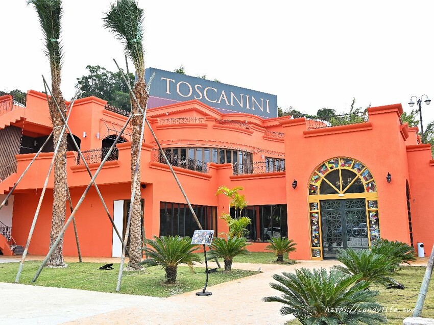 托斯卡尼尼|桃園絕美義大利庭園餐廳進軍台中!超美歐式城堡建築,台中新開幕友善親子餐廳,免費停車 - 糖糖's 享食生活