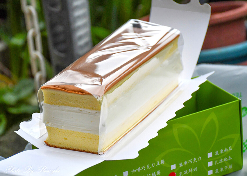 巨無霸大泡芙45元比臉還大