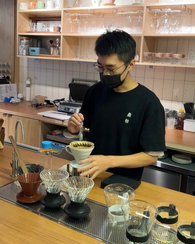 鹿稌咖啡 route café｜隱藏埔里巷弄中的老宅咖啡廳，超爆餡牽絲吐司吃了會上癮! - 肉依小姐吃什麼