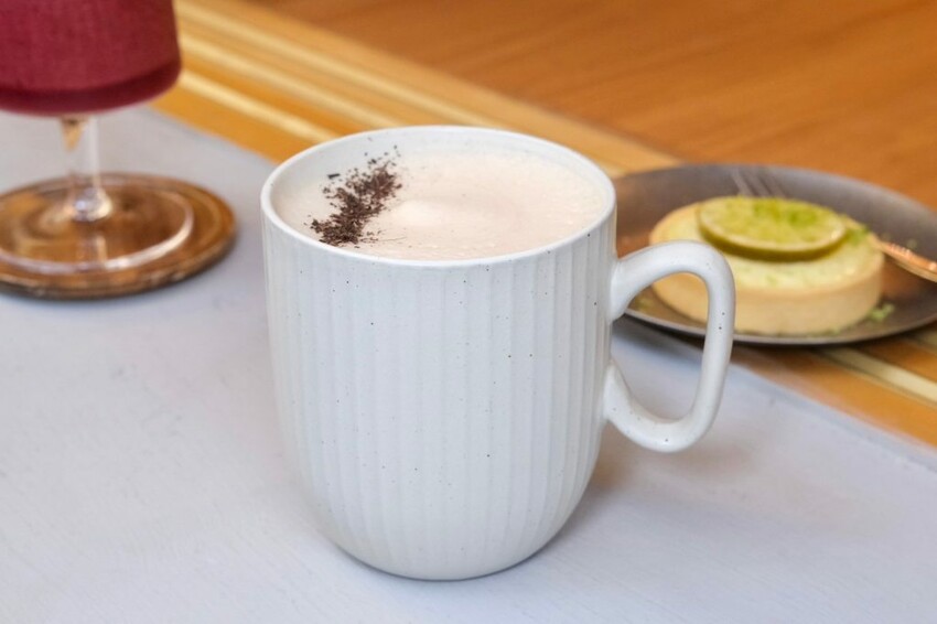 鹿稌咖啡 route café｜隱藏埔里巷弄中的老宅咖啡廳，超爆餡牽絲吐司吃了會上癮! - 肉依小姐吃什麼