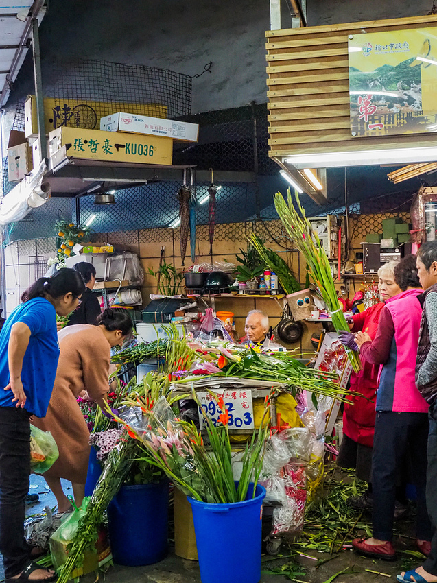 【新北】不再悲情的城市-「九份」|瑞芳美食廣場|九份老街|新北美食