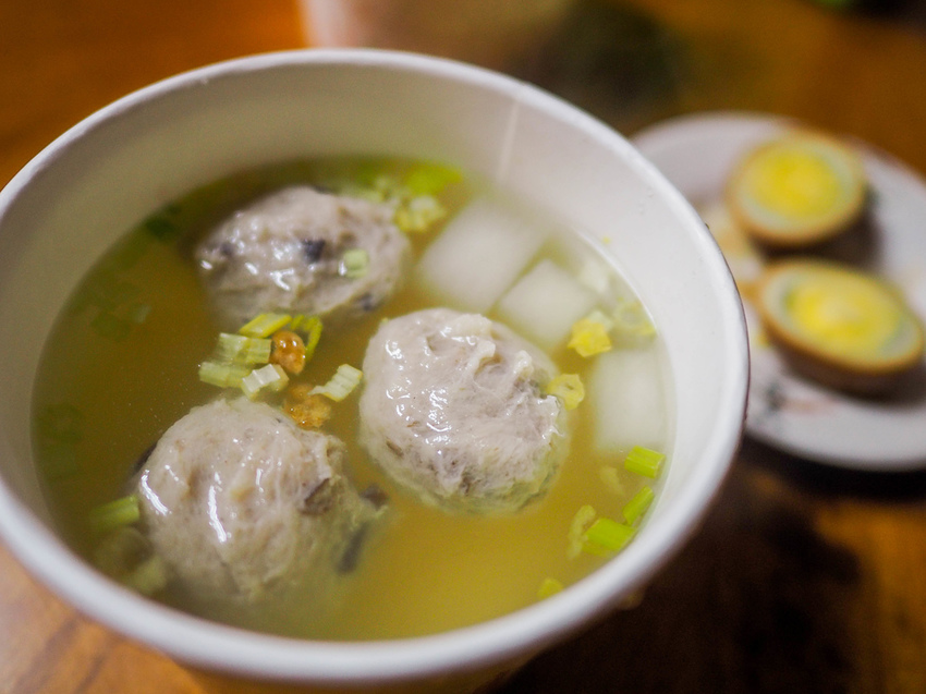 【新北】不再悲情的城市-「九份」|瑞芳美食廣場|九份老街|新北美食