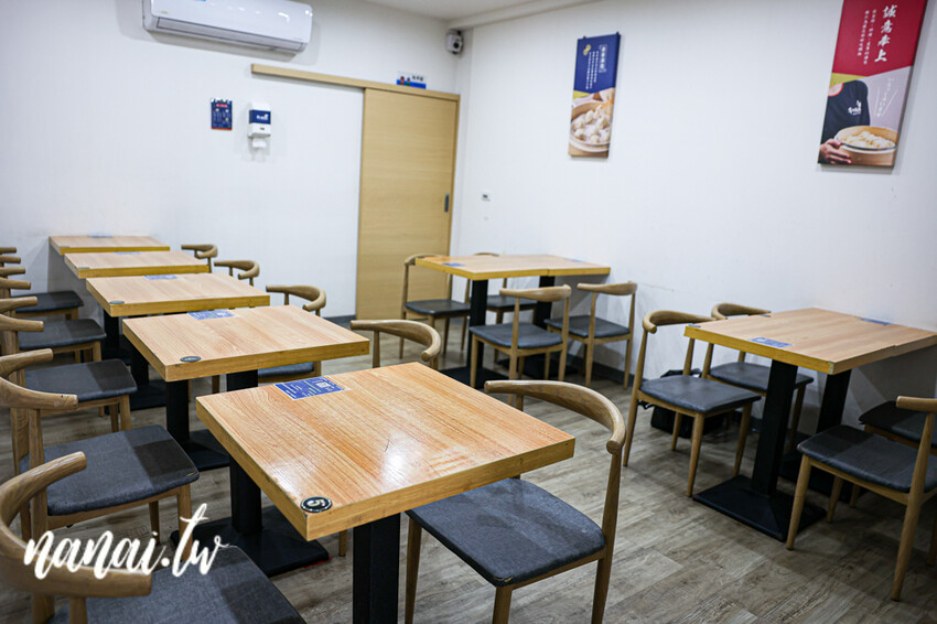 員林火車站附近人氣美食！必點松露煎餃、柴魚燒煎餃，整片冰花超酥脆，顆顆飽滿實在，千千燒煎餃