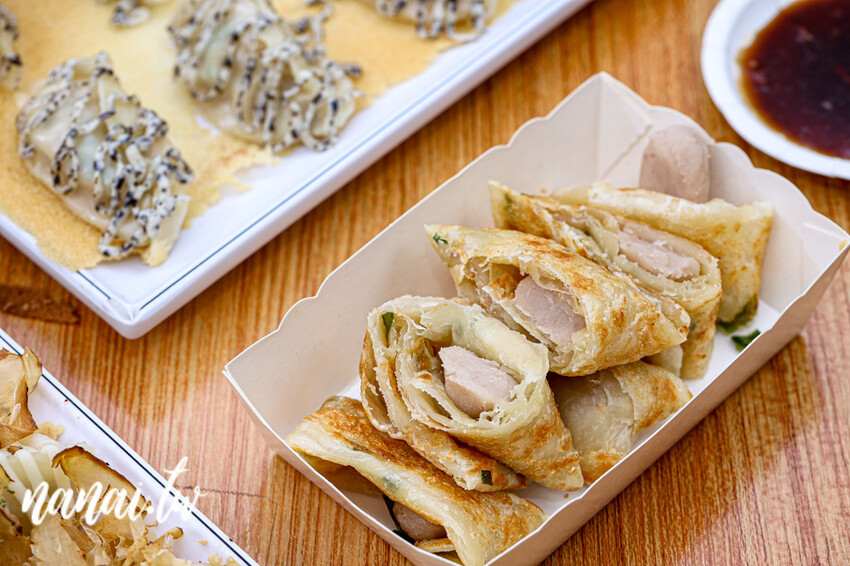 員林火車站附近人氣美食！必點松露煎餃、柴魚燒煎餃，整片冰花超酥脆，顆顆飽滿實在，千千燒煎餃