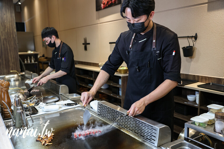 員林新店！超人氣弎食鉄板料理，必點照燒黃金雞腿排