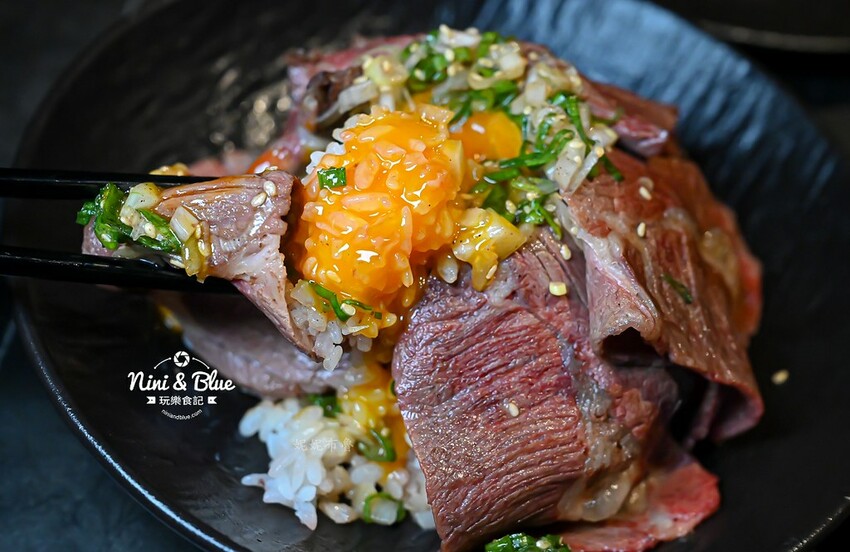 彰化市高CP值好吃燒肉,特別推薦蔥鹽口袋牛舌、30cm幻切牛舌