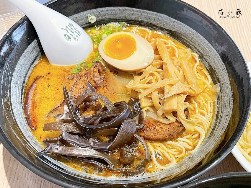 無招牌 日式雞白湯拉麵,台中勤美誠品綠園道超人氣雞白湯拉麵,宵夜時段吃的到 - Cyndi loves享食天堂