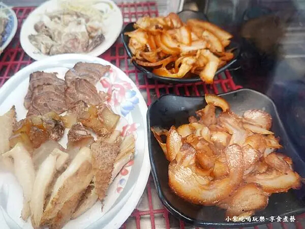 牛肉拼盤、煙燻豬頭皮-上佳原汁牛肉麵家和店.jpg