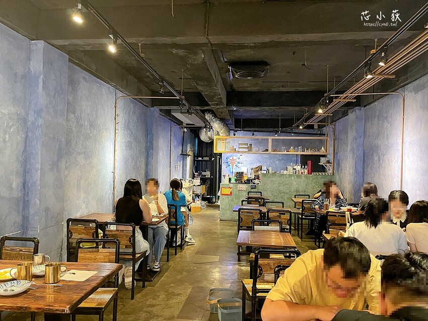 星空Stellato(一中店)，台中一中街平價大份量義大利麵燉飯180元起，超級加份量有2-3人份超級多，免費加量價格還不變 - Cyndi loves享食天堂