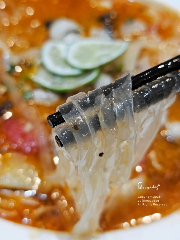 【西門町美食川菜餐廳】爆紅的年輕時尚酸菜魚 品狂一鍋美學一生 【西門町美食川菜餐廳】爆紅的年輕時尚酸菜魚 品狂一鍋美學一生