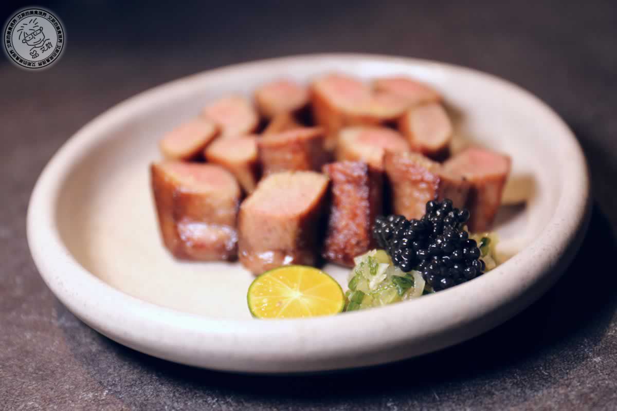 東區餐酒館極致體驗,直火炭烤美味與私密KTV,就在Uchi吾居炭火私廚