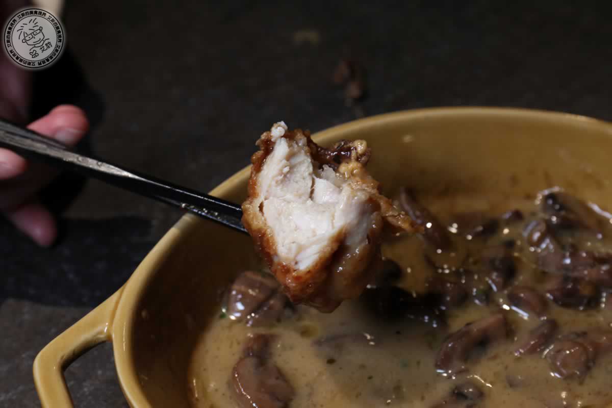 東區餐酒館極致體驗,直火炭烤美味與私密KTV,就在Uchi吾居炭火私廚