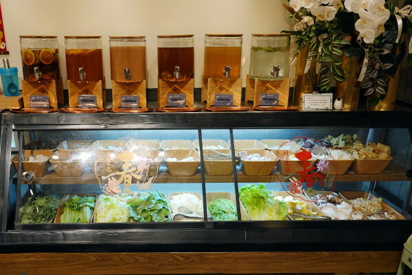 桃園市中壢區288元不收服務費福田永豐時尚鍋物蔬果百匯吃到飽，明治冰淇淋/季節水果/生菜沙拉吧還有冷熱飲無限享用