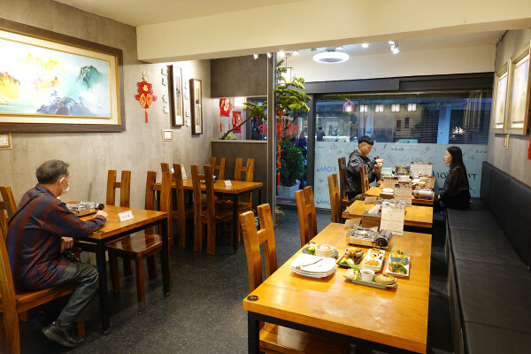 桃園市中壢區288元不收服務費福田永豐時尚鍋物蔬果百匯吃到飽，明治冰淇淋/季節水果/生菜沙拉吧還有冷熱飲無限享用