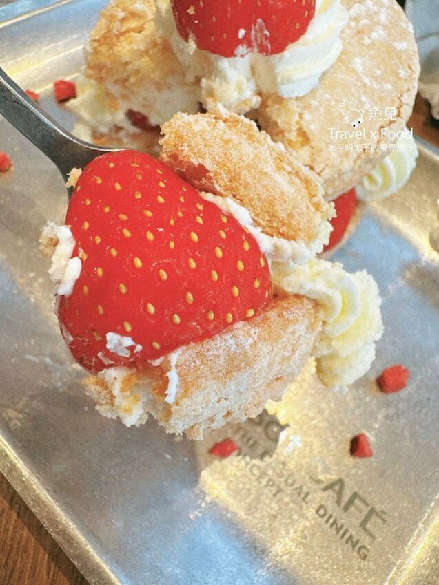 浮島咖啡桃園第二間店舖，小檜溪重劃區 ➽➽ 浮島溪 Söt Café Rivulet - 魚兒 x 牽手明太子的「視」界旅行