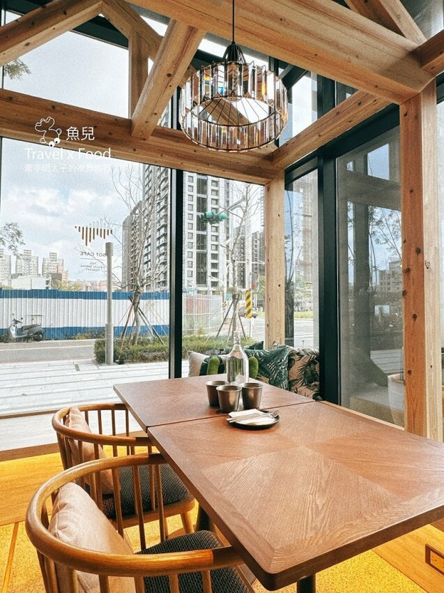 浮島咖啡桃園第二間店舖，小檜溪重劃區 ➽➽ 浮島溪 Söt Café Rivulet - 魚兒 x 牽手明太子的「視」界旅行