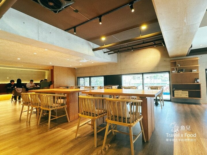 浮島咖啡桃園第二間店舖，小檜溪重劃區 ➽➽ 浮島溪 Söt Café Rivulet - 魚兒 x 牽手明太子的「視」界旅行