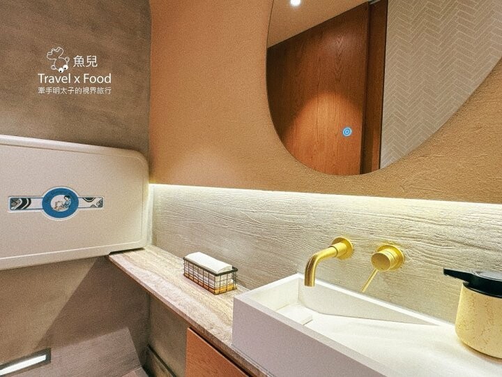 浮島咖啡桃園第二間店舖，小檜溪重劃區 ➽➽ 浮島溪 Söt Café Rivulet - 魚兒 x 牽手明太子的「視」界旅行