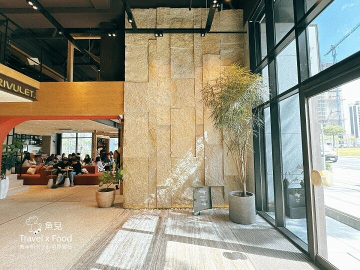 浮島咖啡桃園第二間店舖，小檜溪重劃區 ➽➽ 浮島溪 Söt Café Rivulet - 魚兒 x 牽手明太子的「視」界旅行