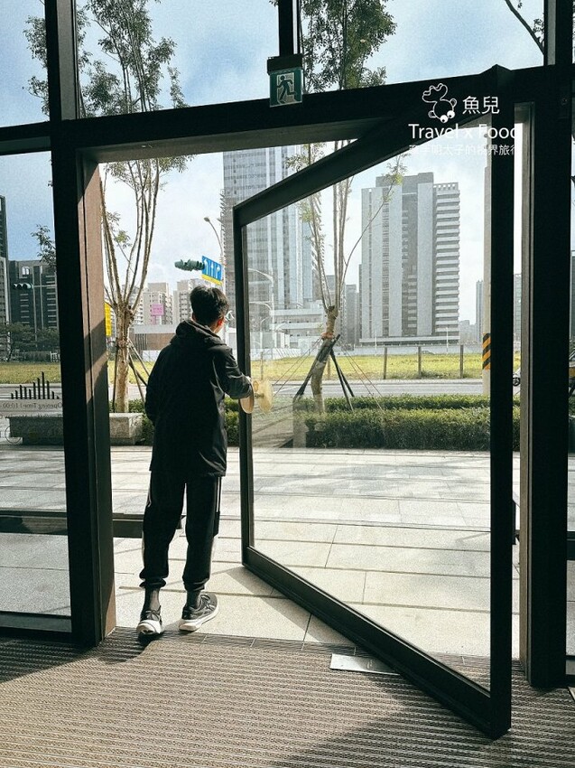 浮島咖啡桃園第二間店舖，小檜溪重劃區 ➽➽ 浮島溪 Söt Café Rivulet - 魚兒 x 牽手明太子的「視」界旅行