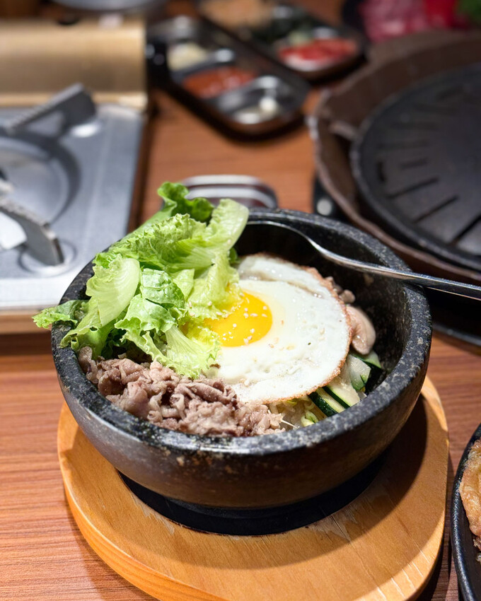 新北市板橋區板橋韓式烤肉推薦｜ABV韓式餐酒館：精釀啤酒×部隊鍋×炸雞 - 安妮 Anny