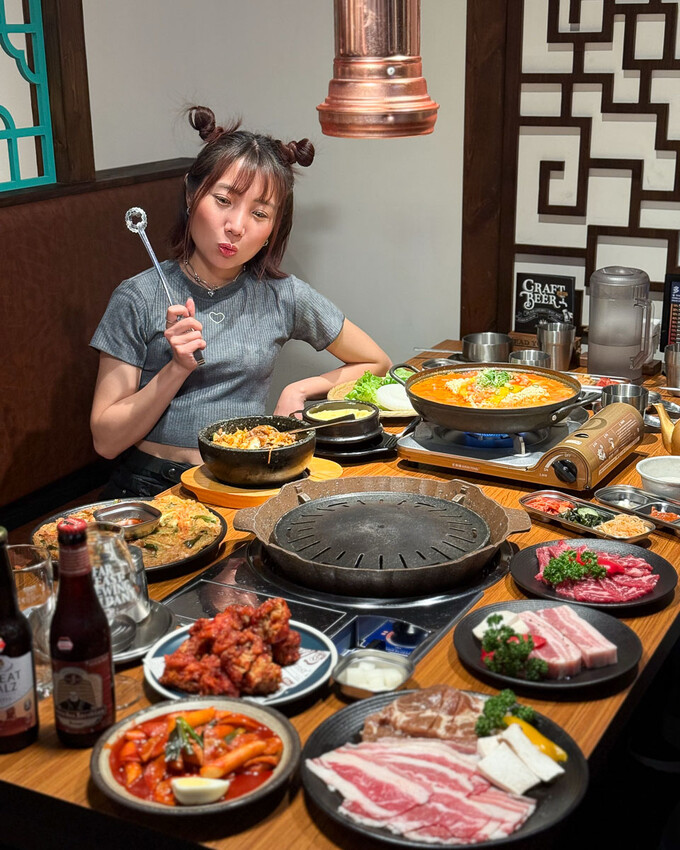 新北市板橋區板橋韓式烤肉推薦｜ABV韓式餐酒館：精釀啤酒×部隊鍋×炸雞 - 安妮 Anny