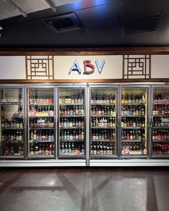 新北市板橋區板橋韓式烤肉推薦｜ABV韓式餐酒館：精釀啤酒×部隊鍋×炸雞 - 安妮 Anny