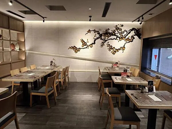 台北藝奇南京東路店~松江南京站1號出口~ 台北藝奇南京東路店~松江南京站1號出口~