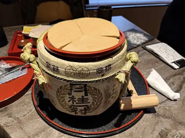 台北藝奇南京東路店~松江南京站1號出口~ 台北藝奇南京東路店~松江南京站1號出口~