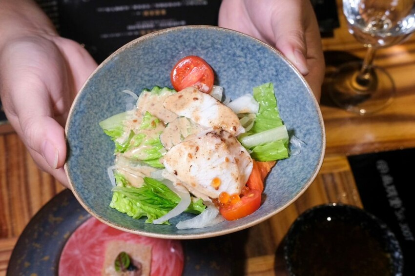 天塩川和室鍋物 ｜台南新開幕秘境日式鍋物，當月壽星免費送上等魚翅!!! - 肉依小姐吃什麼