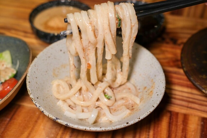 天塩川和室鍋物 ｜台南新開幕秘境日式鍋物，當月壽星免費送上等魚翅!!! - 肉依小姐吃什麼