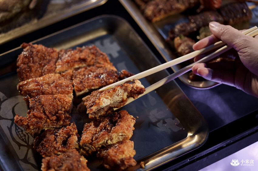 台北市信義區台北市信義區老王炸烤|2025平價串燒、炸物、海鮮、宵夜歡唱與調酒,台北超chill夜生活聚餐推薦!